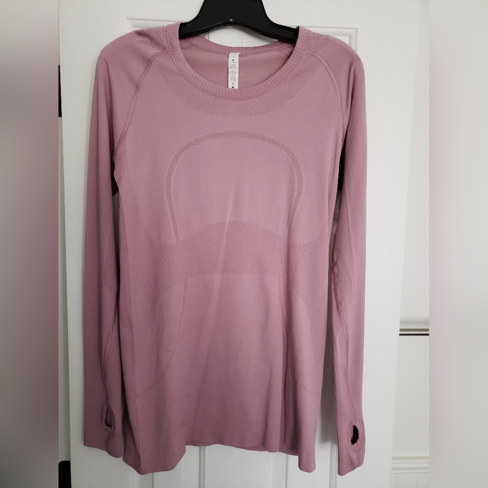Lulumon Swiftly Speed Ls Top - image 1